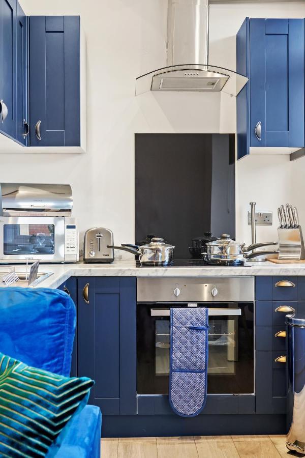 Stylish Yorkshire Gem - Sleeps 4 - Great Location Leilighet Castleford Eksteriør bilde