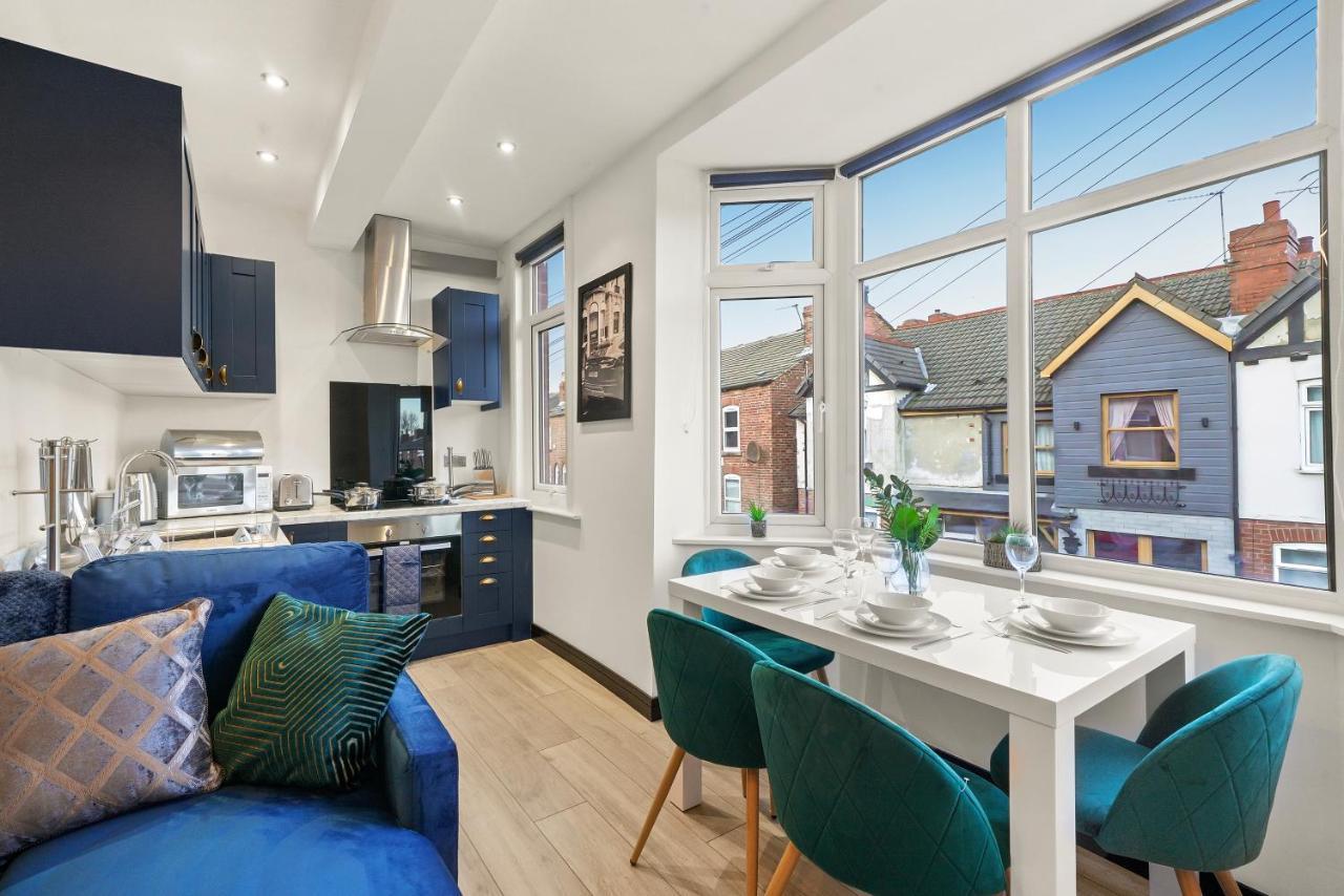 Stylish Yorkshire Gem - Sleeps 4 - Great Location Leilighet Castleford Eksteriør bilde